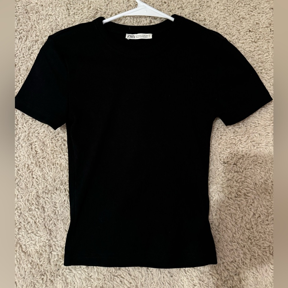 Black Zara top